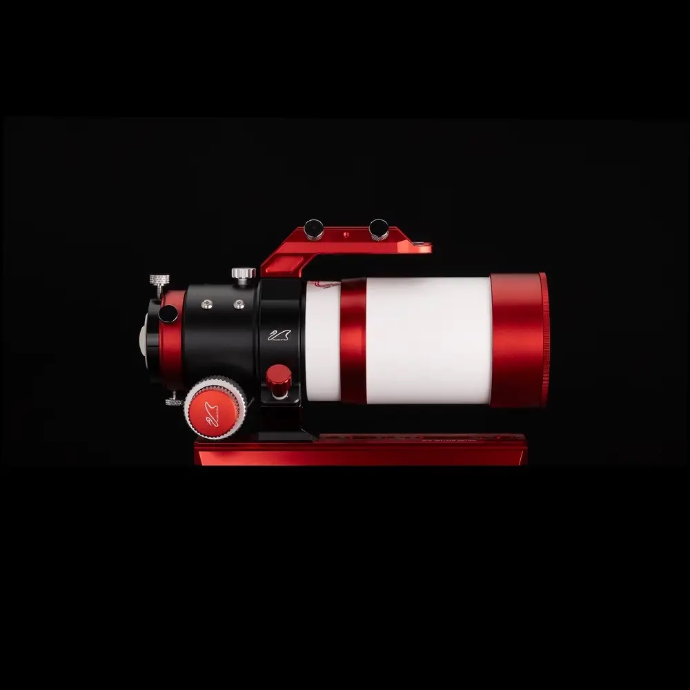 Side view of WILLIAM OPTICS ZENITHSTAR 61 II APO – Telescope > Refractor Telescopes | Shop at Vorion Scientific India