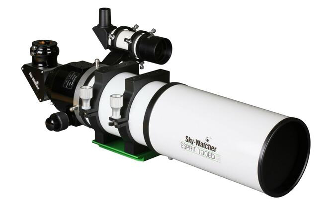 Side view of Sky-Watcher Esprit 100ED APO Triplet