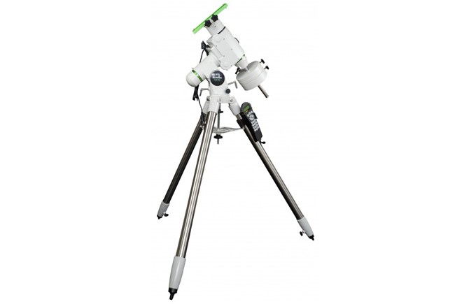 Side view of Sky-Watcher HEQ5 Pro equatorial mount with tripod
