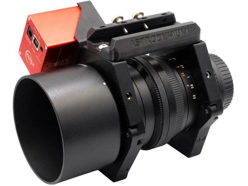Side view of Astrodymium V6 Ring Mount System with ZWO EAF & ASIAIR for Rokinon - Samyang 135mm F2 Lens